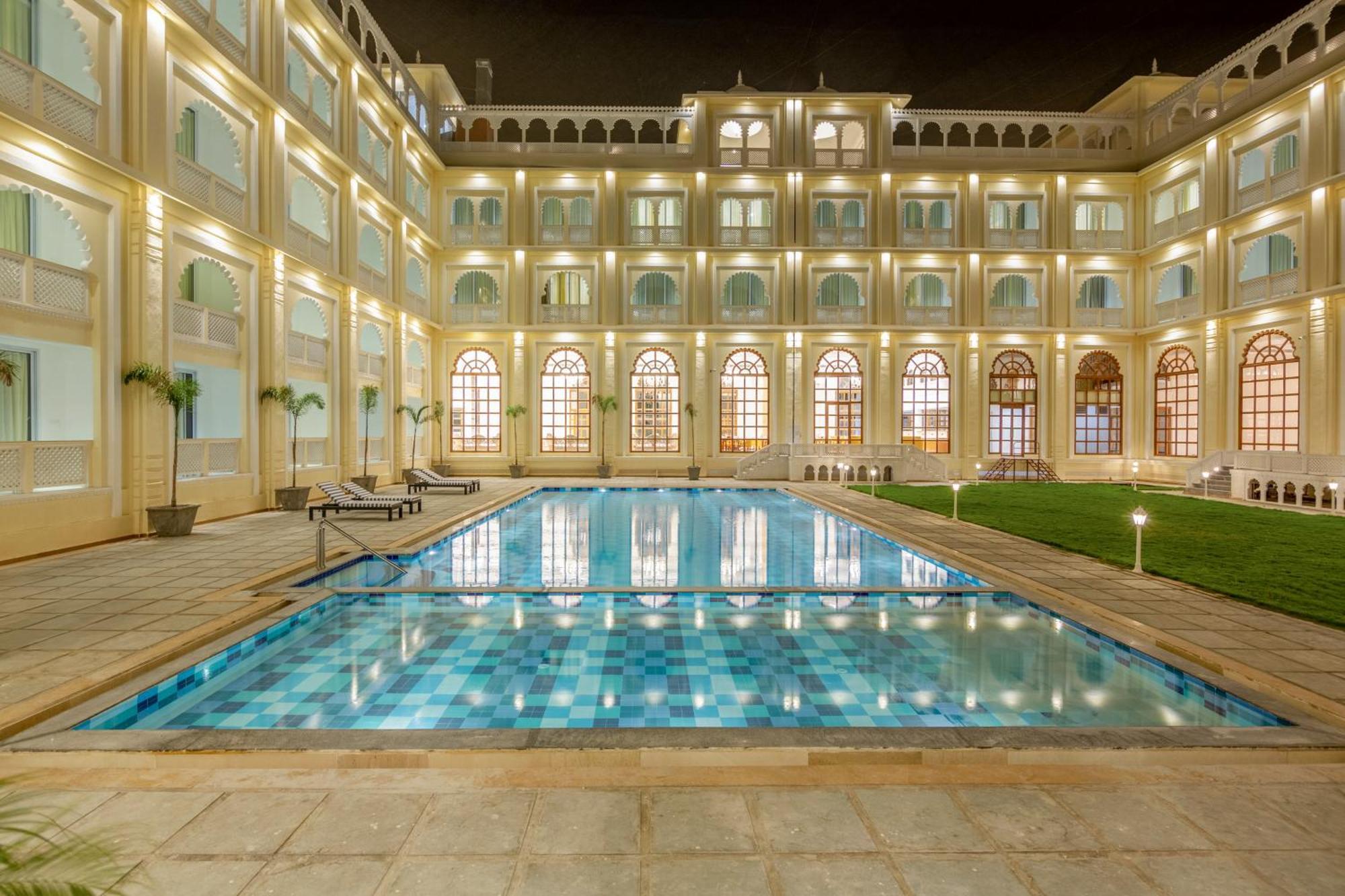 Sterling Aravalli ウダイプル エクステリア 写真