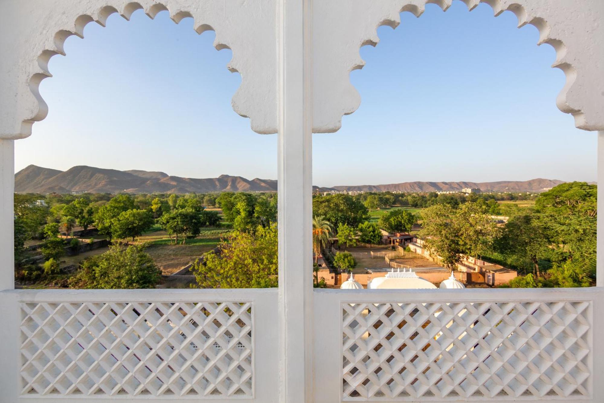Sterling Aravalli ウダイプル エクステリア 写真